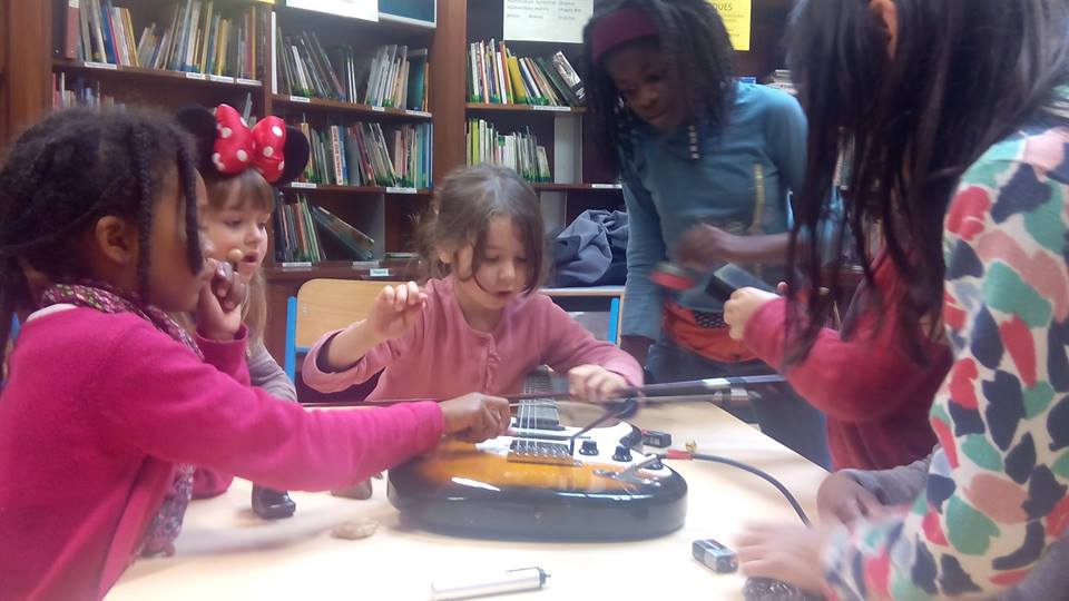 Atelier musique électronique et création numérique pour les enfants